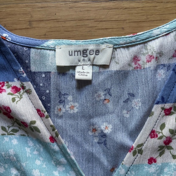 Patchwork Pattern Blue Floral Cottage Print Womens Top Size L Cottagecore Boho - Picture 3 of 8